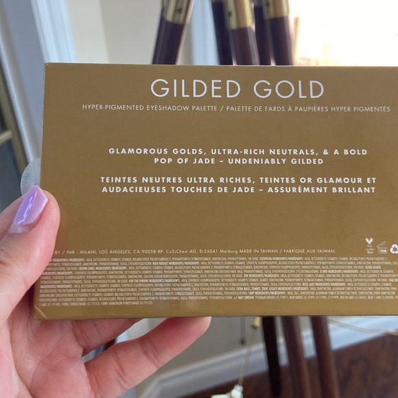 Milani gilded gold eyeshadow palette - Picture 3 of 3